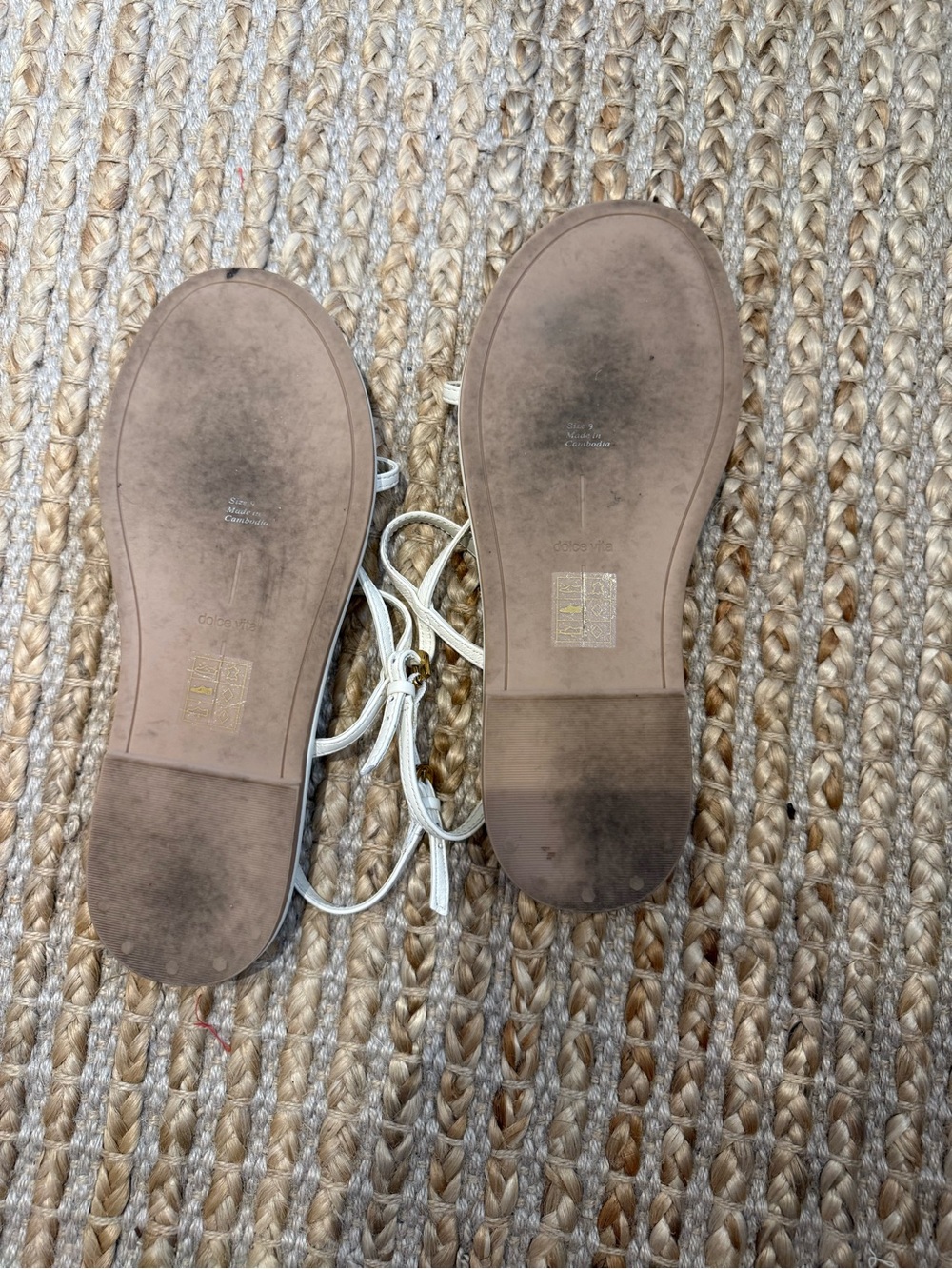 Dolce Vita Dallen Sandal - Picture 3 of 4